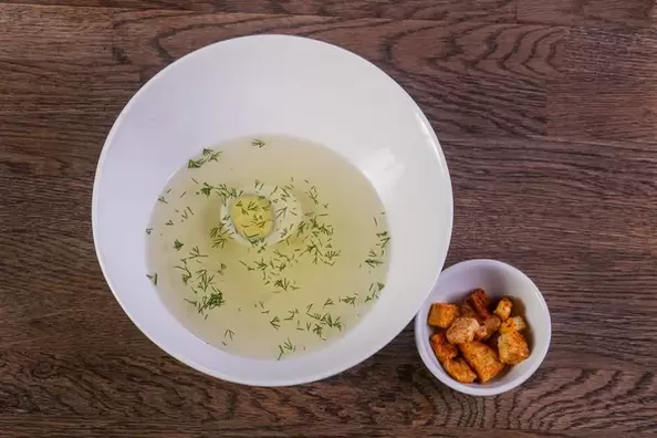 Broth-with-eggs-and-croutons-for pancreatitis